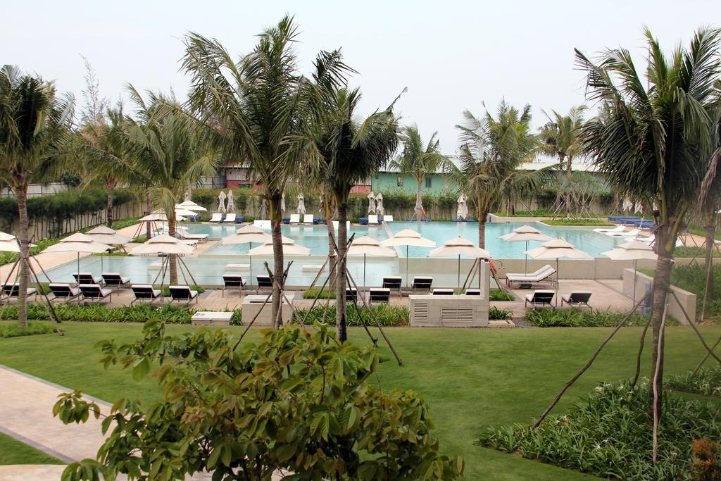 Ocean Apartment With Garden Da Nang Buitenkant foto