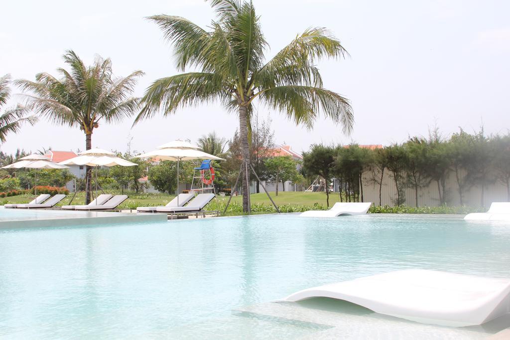 Ocean Apartment With Garden Da Nang Buitenkant foto